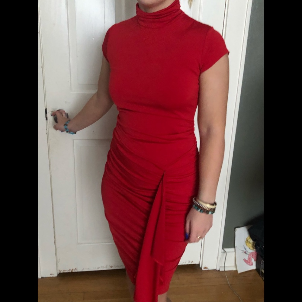 Great red dress❤️
